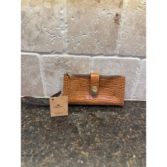 Patricia Nash Annesley Croc Embossed Leather Clutch Wristlet Wallet Cognac NWT - Picture 1 of 10